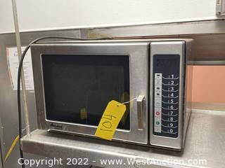 Amana 1000W Commercial Microwave Oven