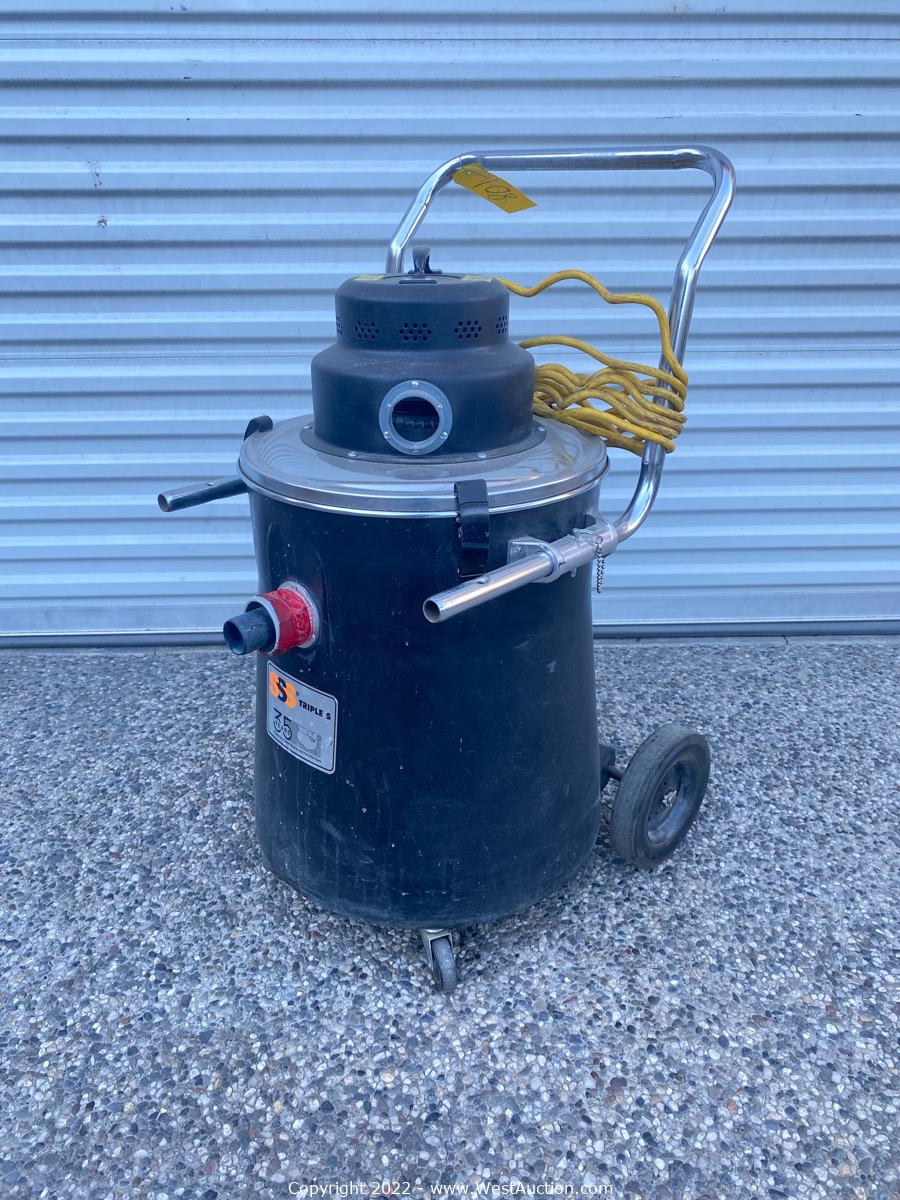 West Auctions Auction Online Auction of Ford Trucks, 2010 Ford E450