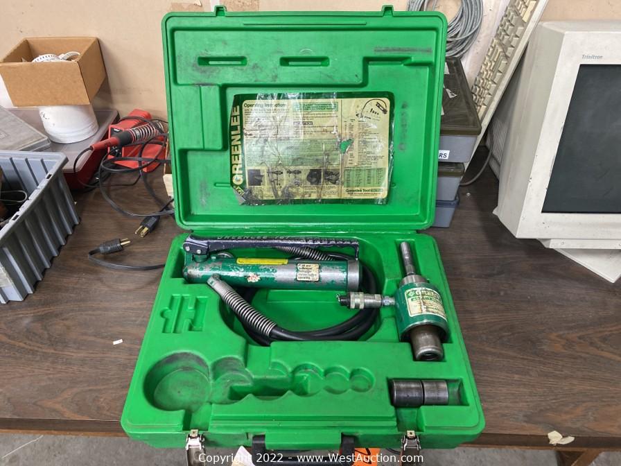 West Auctions Auction Court Order Auction of Vehicles, Forklift