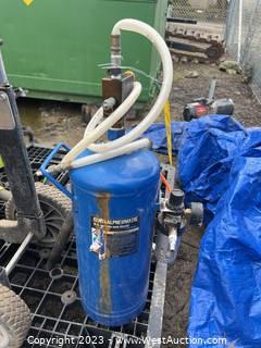 Compressed Gas Tank with Regulator 
