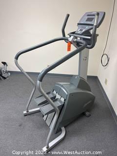 Life Fitness 95si Isotrack Climbing Machine 
