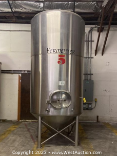Stainless Steel Jacketed Fermentation Tank - 30BBL