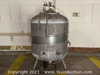 Stainless Steel Glycol Jacketed Grundy Tank with Forklift Ready Frame - 7BBL