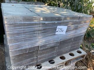 (1) Pallet of Cobble Stone Monterey Blend Giant Pavers
