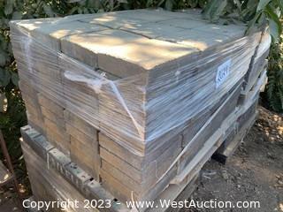 (1) Pallet of Cobble Stone Monterey Blend Giants 