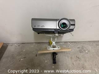 Optoma DLP Projector with Mount