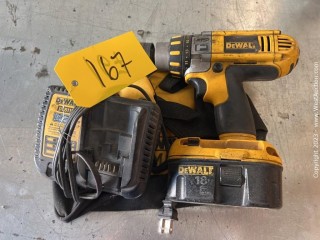 DeWalt DC925 Driver With Battery, Charger And Case