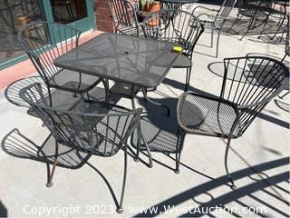 Patio Table With (4) Chairs