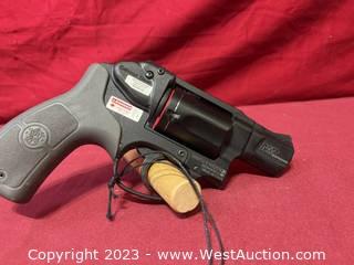 (New in Box) Smith & Wesson M&P Bodyguard (Revolver) W/ Laser Sights in 38 Special