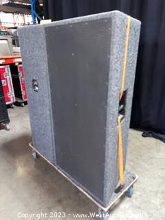 Set Of (2) 2x15” JBL loaded Bi-amplified Single Horn With Rigging Points 