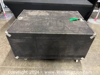 Heavy Duty Rolling Carpeted Road Case 