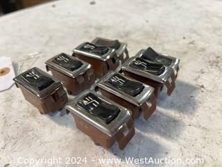 (8) Sunroof Switch for W109